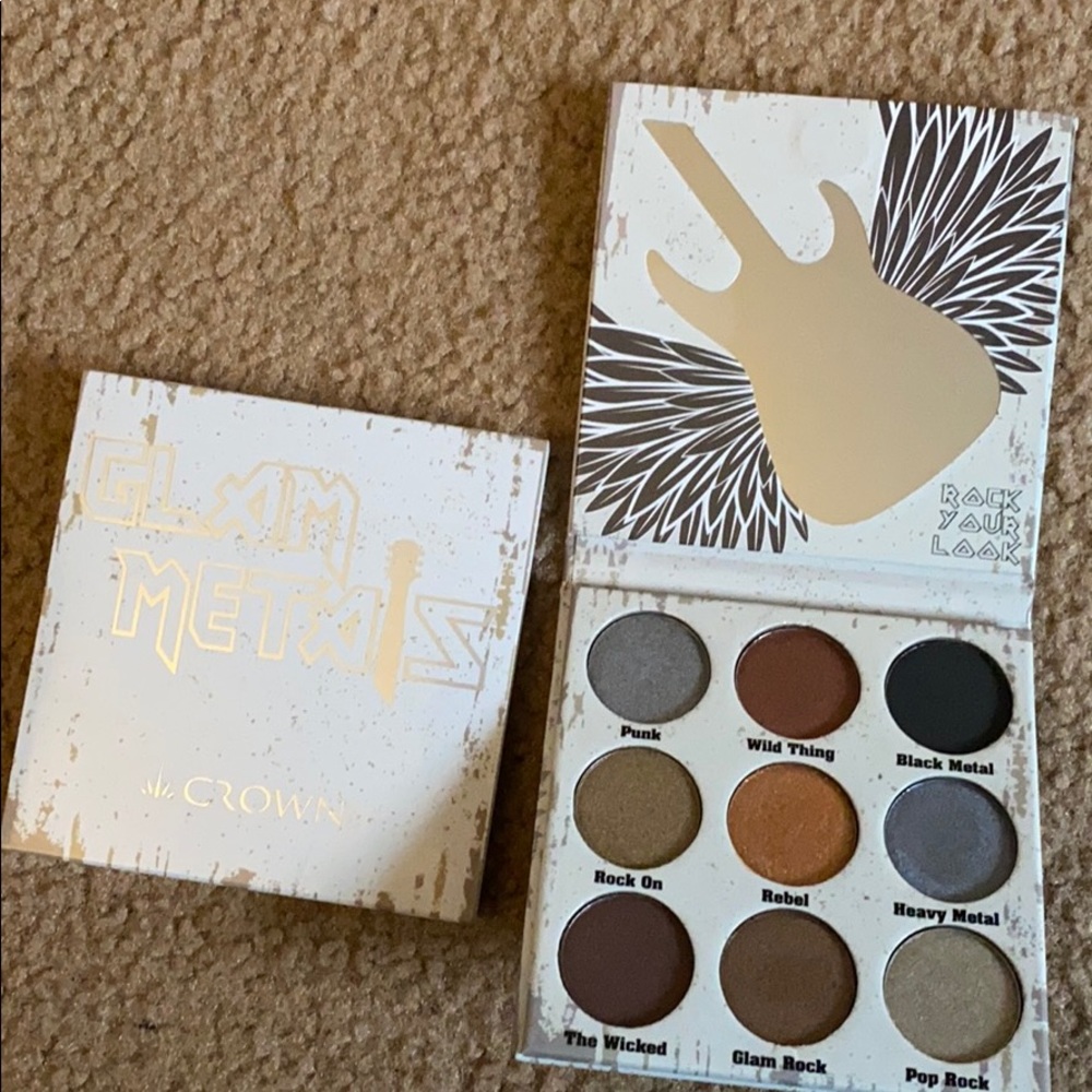 Crown glam metals palette